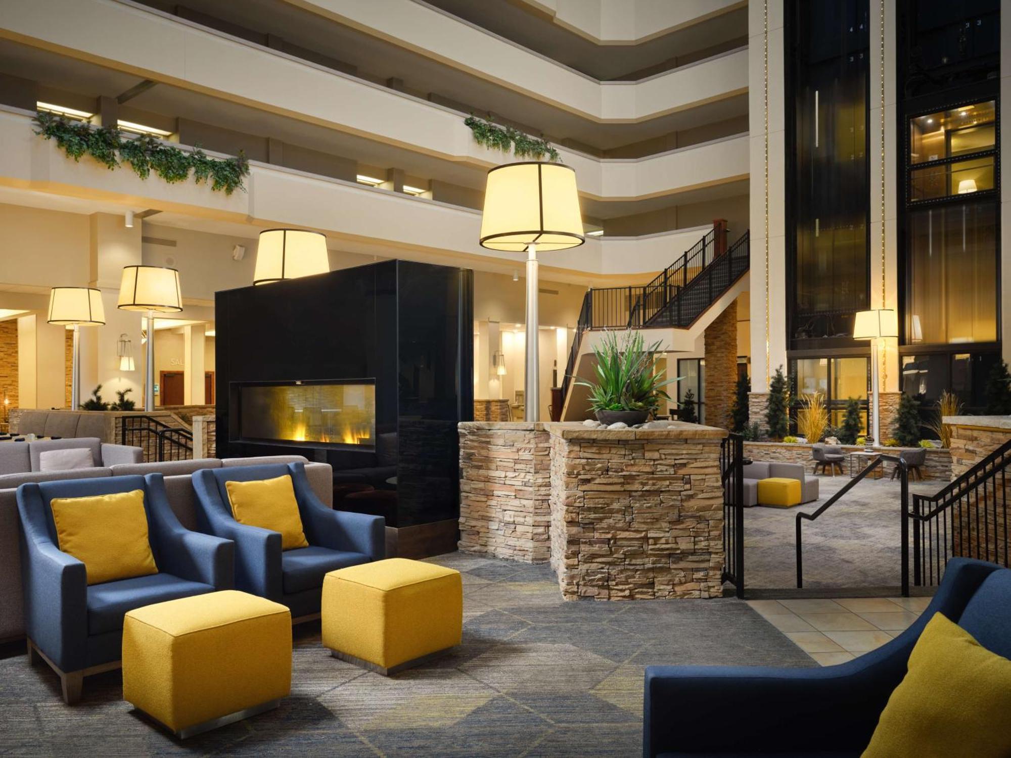 Hilton Форт-Коллінс Екстер'єр фото