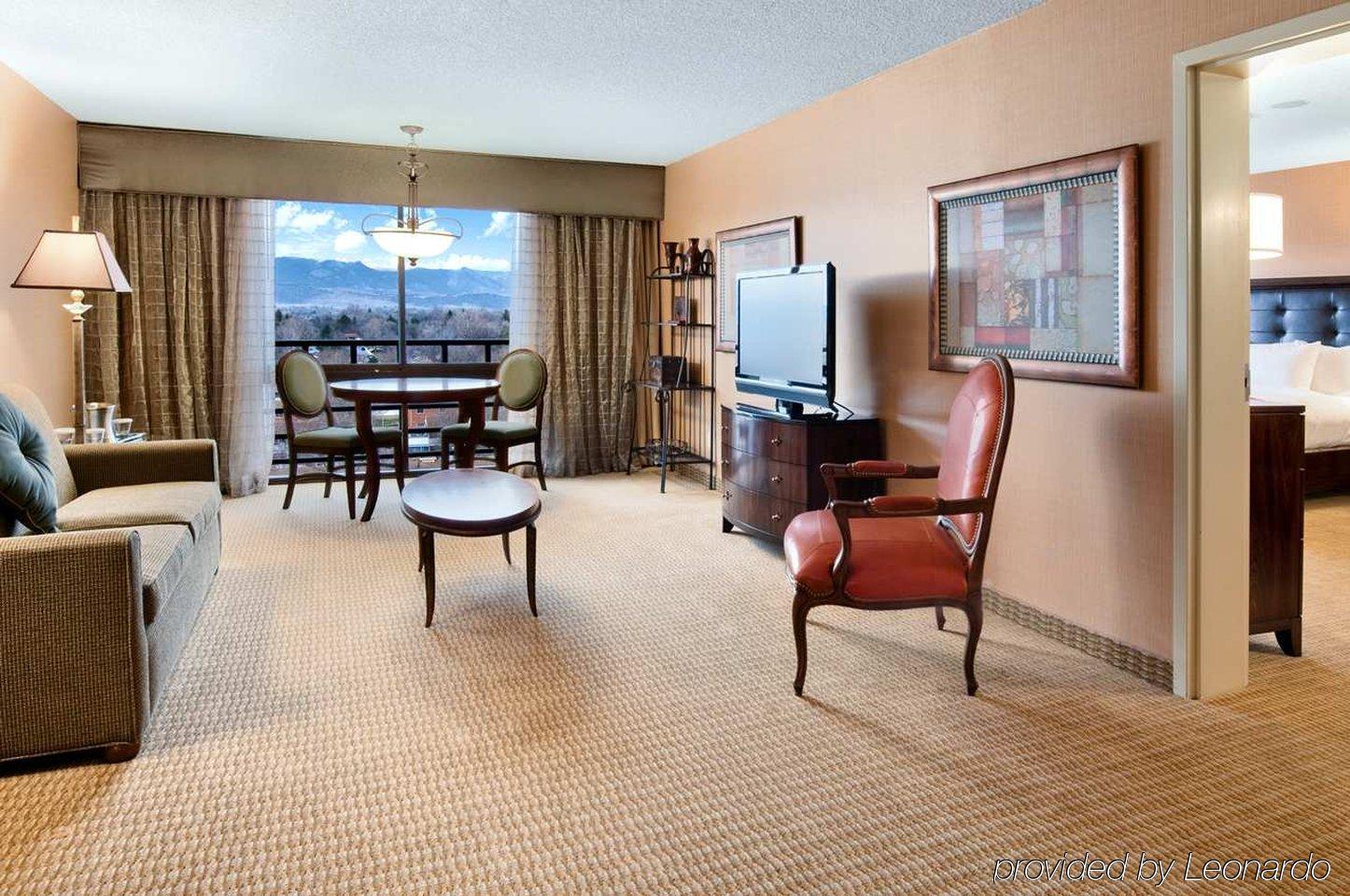 Hilton Форт-Коллінс Номер фото